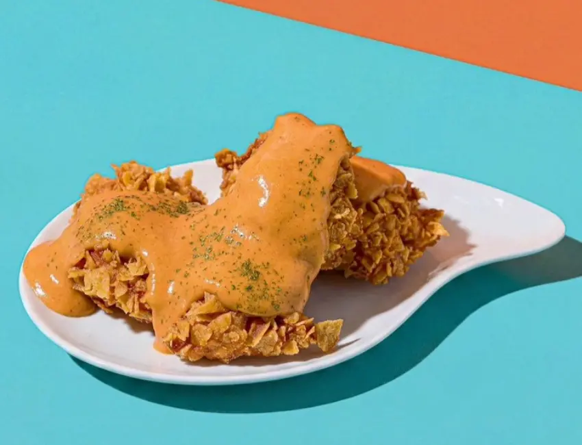 ▲外皮酥脆的炸雞是美食愛好者的最愛。