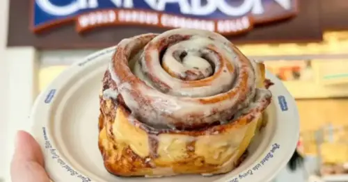 中山站Cinnabon肉桂捲！菜單 售價 限購一次看，衝赤峰街吃神級肉桂捲。