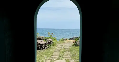 瑞芳海景咖啡廳推薦！海立方 廢墟風歐式古堡超好拍，坐擁東北角無敵陰陽海景。