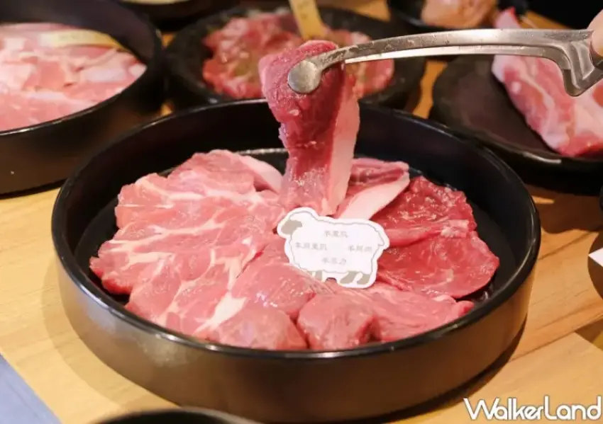 ▲嚴選澳洲空運生羊肉，以低溫冷藏維持鮮嫩、無羶味為特色。(攝影：編輯 鄭雅之)