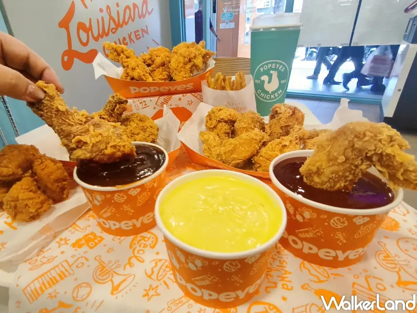 ▲Popeyes將全球話題新品「Popeyes 嗨醬杯」正式帶進台灣,推出16oz大杯與8oz小杯規格,讓粉絲吃炸雞每一口都能沾滿醬料。