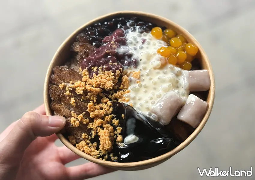 ▲澎湖排隊美食推薦「玉冠嫩仙草」嫩仙草綜合冰必點(攝影:蕭芷琳)
