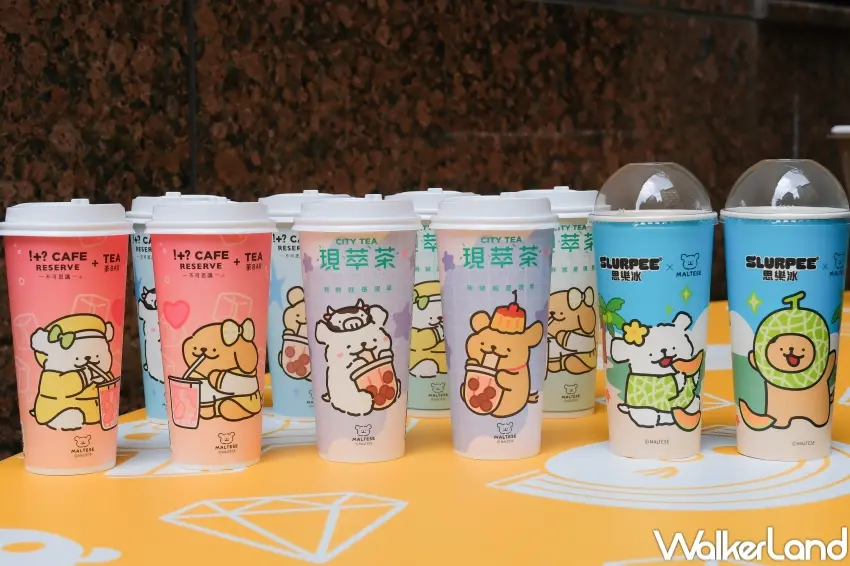 ▲CITY TEA與不可思議茶BAR全面換上線條小狗主題杯，馬爾濟斯與小金毛可愛現身飲料包裝。（攝影：張人尹）