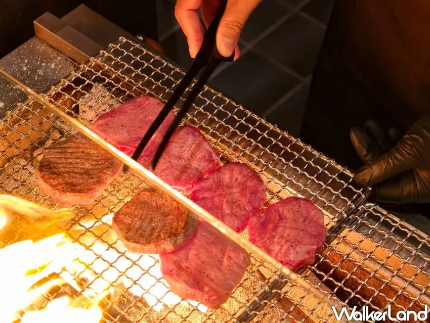 ▲「牛花 USHIHANA 台中公益店」將品牌核心「技、火、味」的燒肉哲學完整帶給中部饕客。(攝影:楊婷雅)