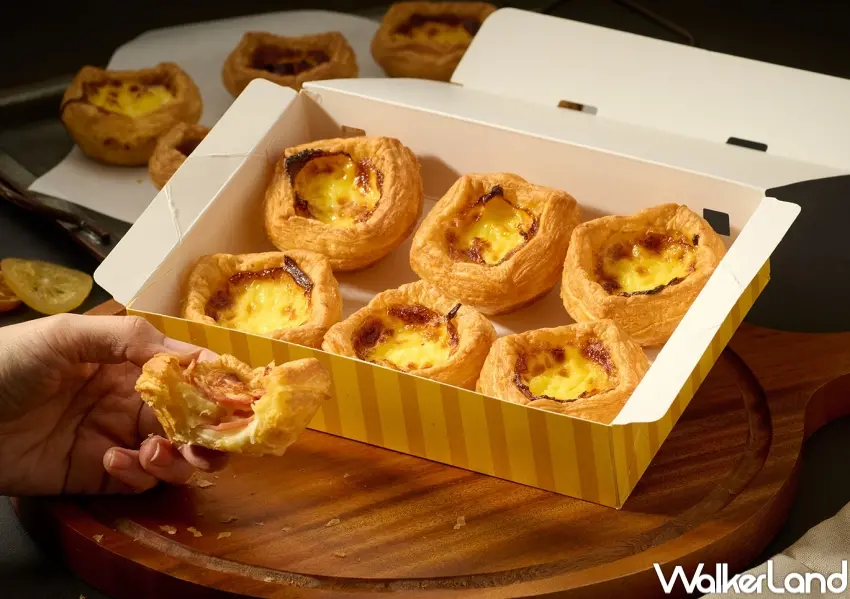 ▲拿坡里推出全新「派對 Pizza 塔」，將經典披薩濃縮成一口大小點心，主打聚會分享與趣味互動體驗。