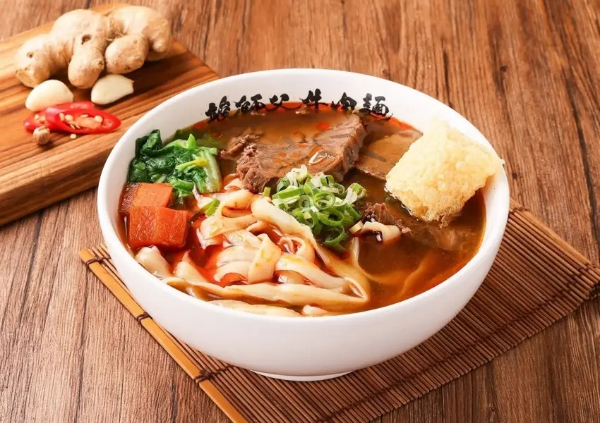 ▲竣師父牛肉麵宣布進駐台北101美食街,讓商圈上班族與觀光客都能就近品嚐招牌牛肉麵,圖片來源:竣師父牛肉麵 官方粉絲團;窩客島整理。