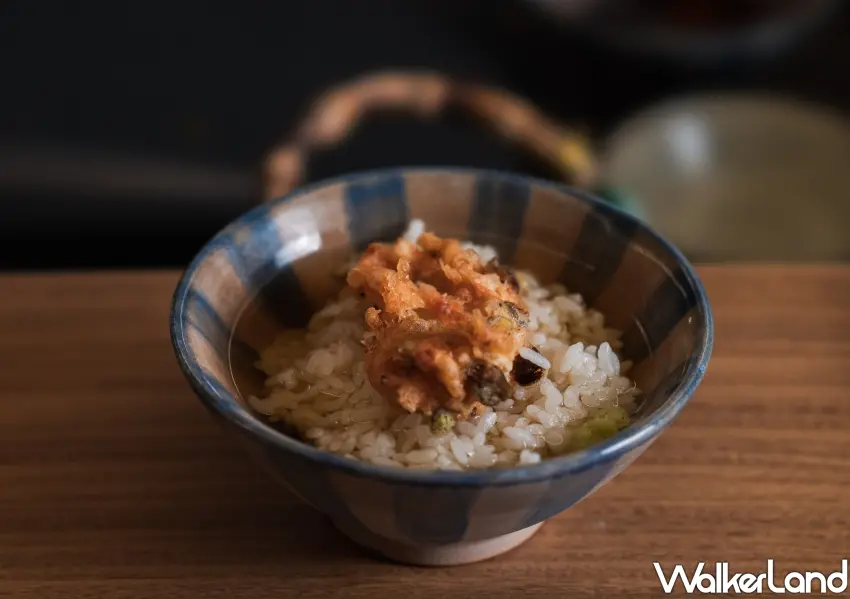 ▲金黃酥脆的小柱櫻花蝦天丼泡飯,為作天麩羅割烹的夏季菜單畫下完美飽足的句點。