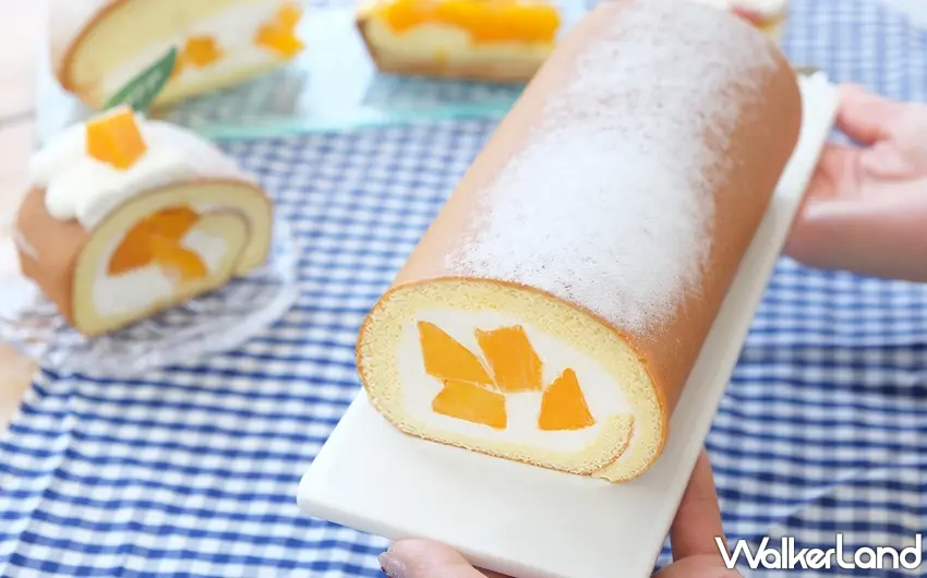 ▲經典不敗的新鮮芒果生乳捲指定選用芒果界LV美譽的屏東枋山盧家愛文芒果入餡。圖／亞尼克提供；窩客島整理