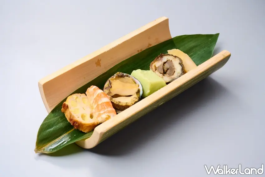 ▲精緻的八寸小品包含口感滑嫩鮮甜的滷煮九孔鮑、蝦仁蛋黃醋、鰻魚八幡卷與烤筍,完美展現時令食材的風味。圖/小倉屋提供;窩客島編輯李維唐整理