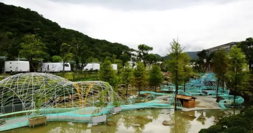 ▲亮山川休閒農場佔地約 5 公頃,園區規劃多處主題設施,很適合親子、寵物一起來散步晃晃。