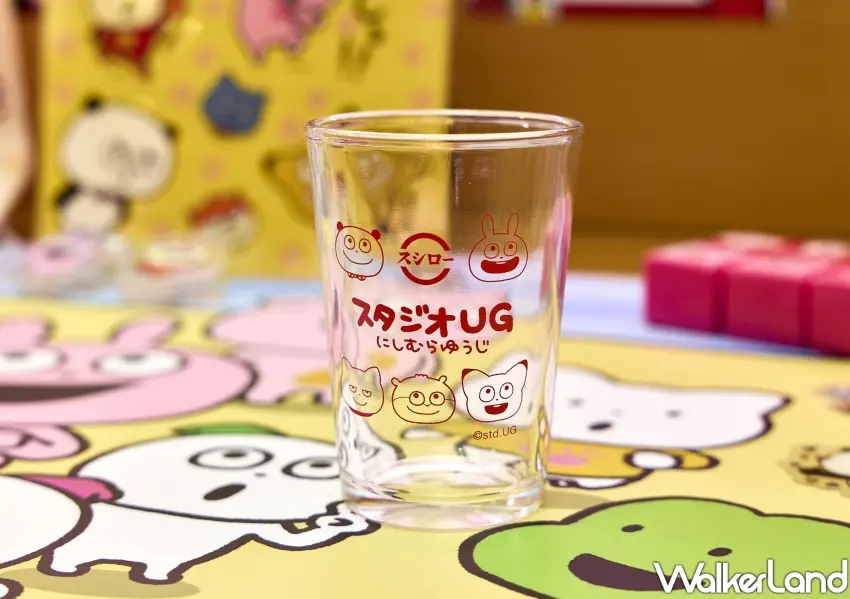 ▲復古風玻璃杯拿來裝汽水超適合，這是壽司郎聯名西村優志的限量熱炒杯。