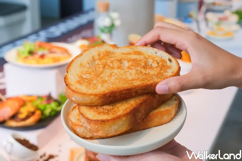 ▲貳樓新菜單加入布格麥與魯邦酸種麵包,從主食到早午餐搭配都帶來更多變化。(攝影:張人尹)