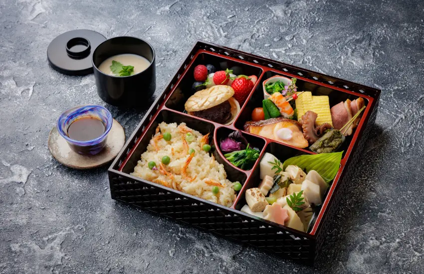 ▲餐點以傳統的京都料理為主,開幕先推出和食午餐,料理使用京都的傳統食材。