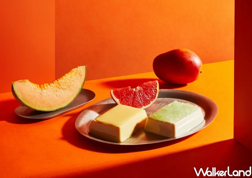▲紅磚布丁夏季限定推出楊枝甘露布丁與哈密瓜布丁,以雙水果主題打造專屬盛夏的清爽甜點體驗。