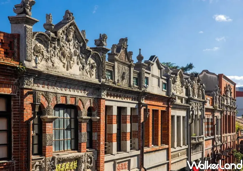 ▲充滿歷史與多元文化底蘊的三峽老街巴洛克風格建築立面，是搭乘捷運三鶯線一日遊時不容錯過的網美美拍打卡景點。