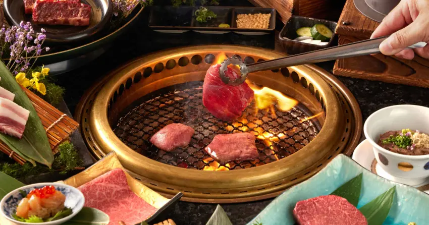 和牛拼盤才999元！老乾杯新菜單更便宜，神級山藥泥壽喜燒必吃推薦。