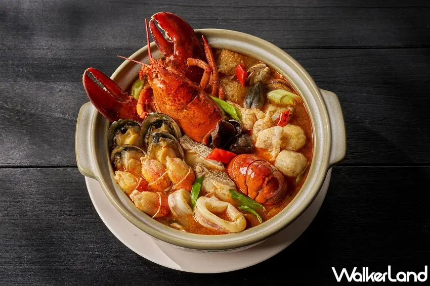 ▲米香台菜餐廳推出匯聚波士頓龍蝦、松葉蟹腳與龍虎斑魚的沙茶什錦龍蝦鍋，湯頭鮮味十足且香氣極其飽滿。圖／台北美福大飯店提供；窩客島編輯李維唐整理