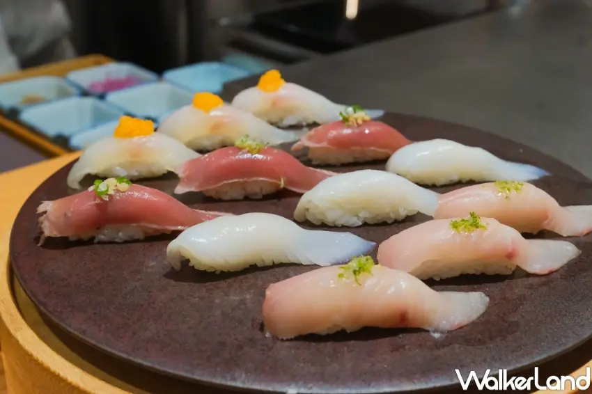 ▲旭集推出蜜柑鰤魚、稻燒鰹魚、日本紫魷等多款限定握壽司,展現日本食材魅力。(攝影:張人尹)