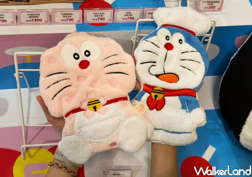 ▲松菸哆啦A夢櫻花節28款周邊新品！必買櫻花哆啦擦手巾，以及不鏽鋼保溫杯等多款生活小物。(攝影：鄭亦庭)