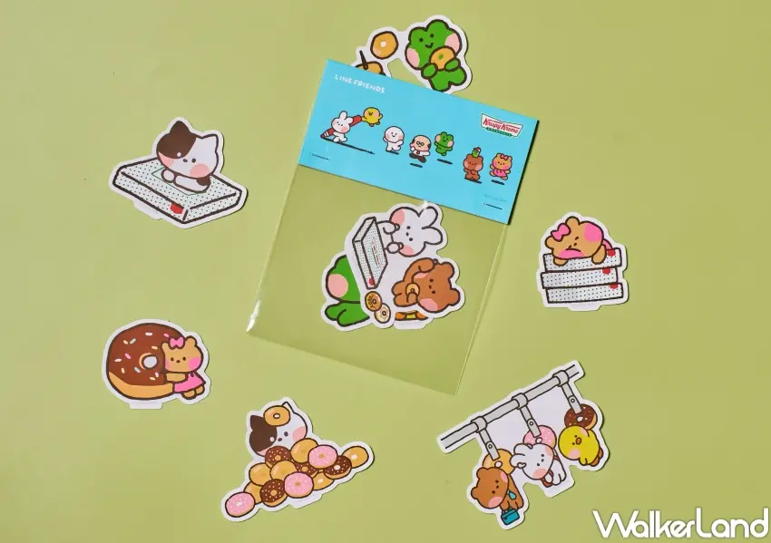 ▲Krispy Kreme推出貼紙包、造型扇、迷你提袋與盲盒公仔等限定周邊,收藏控不能錯過。