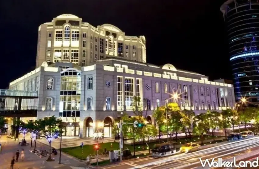 ▲/10巴威颱風來襲,北部指標商場全面戒備防颱,包括台北101、微風、新光三越、BELLAVITA貴婦百貨等全台共37間百貨分店宣布暫停營業。
