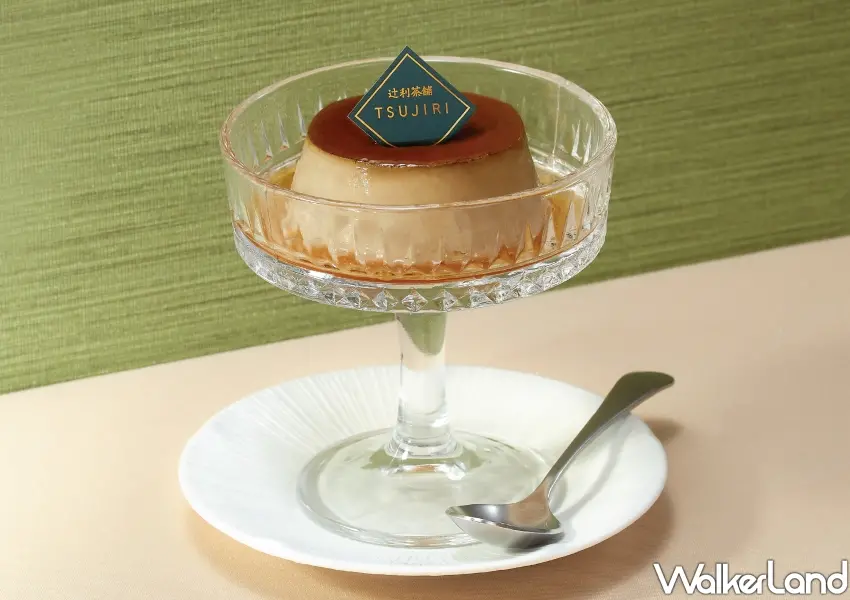 ▲「宇治焙茶布丁」結合日本三溫糖與細緻宇治焙茶粉,是抹茶控內用必吃的絲滑溫潤回甘極品。