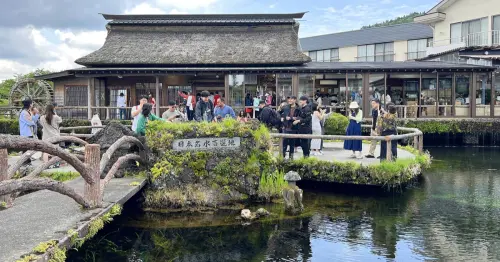 忍野八海真的不值得專程去一趟嗎？前進山梨縣忍野村，解密富士山地下時間與湧泉文化。