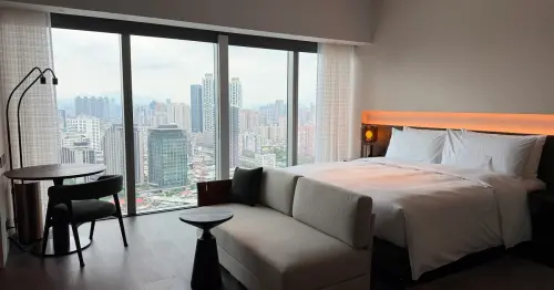 板橋新地標開箱！台北板橋馥華艾美酒店開幕，高空泳池與絕美酒吧亮點一次看。
