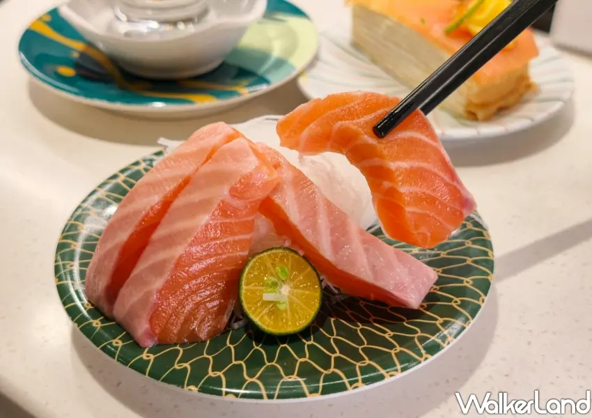 ▲「鮭魚の背肌」豪邁厚實的鮭魚三角背肉,滿足鮭魚控的慾望。(攝影:鄭雅之)