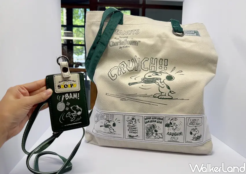 ▲史努比台北站周邊新品!史努比氣噗噗托特包、史努比證件套。(攝影:鄭亦庭)
