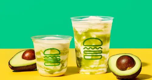 日本Shake Shack夏季新菜單！墨西哥辣椒切達牛肉堡搭鮮榨酪梨奶昔，台灣人敲碗想吃。