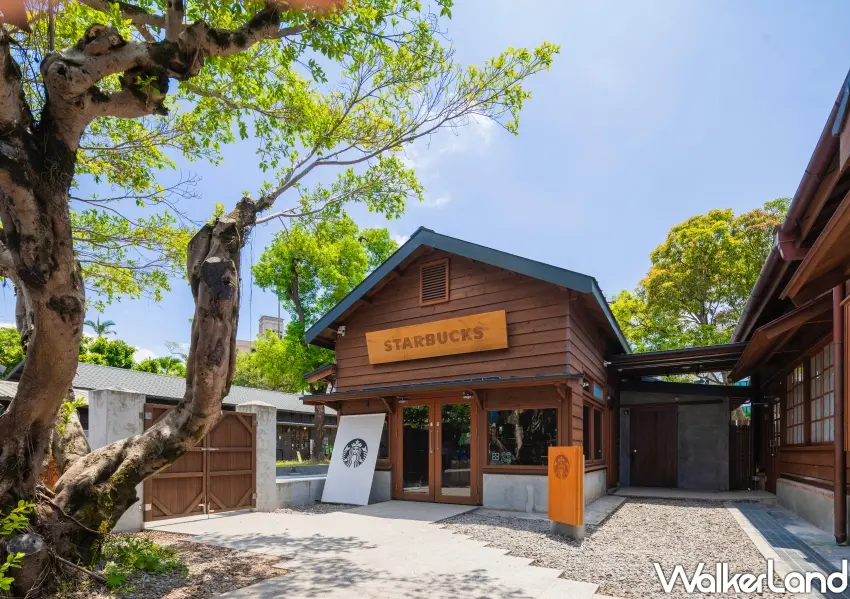 ▲星巴克全新的宜蘭羅東林場門市,保留溫暖的木造建築與綠意庭園,為旅人打造充滿懷舊質感的日式木屋咖啡體驗空間。