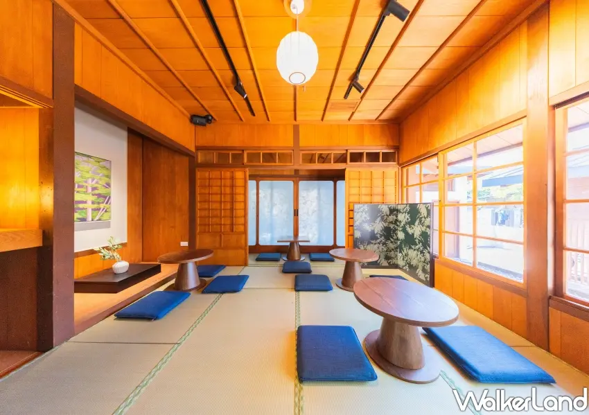 ▲星巴克羅東林場門市內部設有舒適榻榻米座位區,大片木格拉門呈現濃濃日式風情,是造訪宜蘭林場必訪的絕美木造咖啡館。