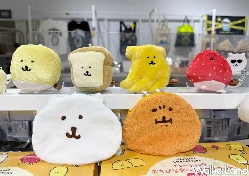 ▲nagano market台北常設店推薦必買!盲盒系列的小小食物玩偶吊飾、nagano熊臉髮圈盲盒。(攝影:鄭亦庭)