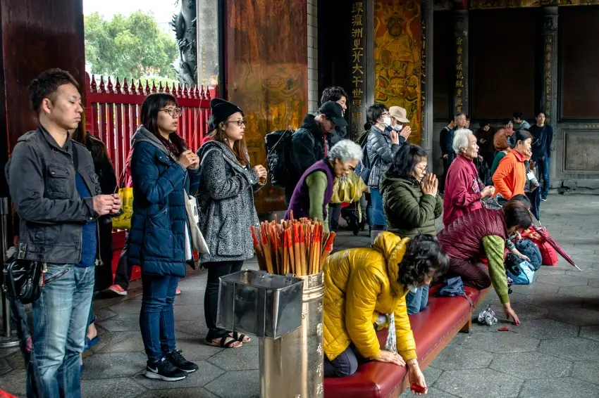▲只要抱持著一顆誠摯尊敬的心,簡化的普渡儀式同樣能夠傳達滿滿的平安祝福。