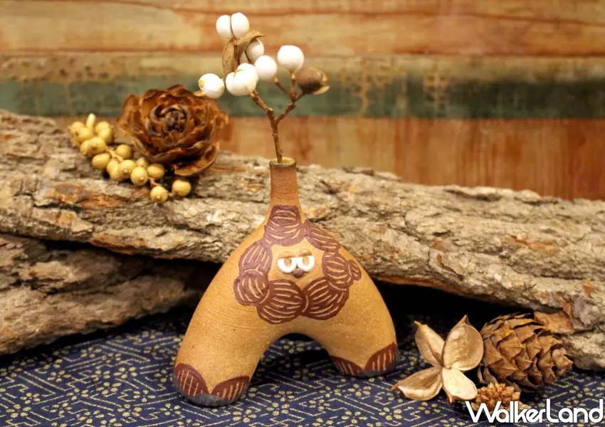 ▲蛋殼祭現場推出豐富手作體驗活動,透過造型俏皮的陶藝花器作品,讓民眾近距離探索陶藝創作樂趣,感受獨一無二的手作藝術魅力。
