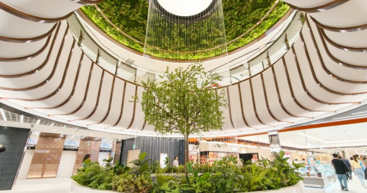 不花錢逛大巨蛋Garden City！5個免費打卡點「台北101夜景、8尺香水噴泉」帶你拍。