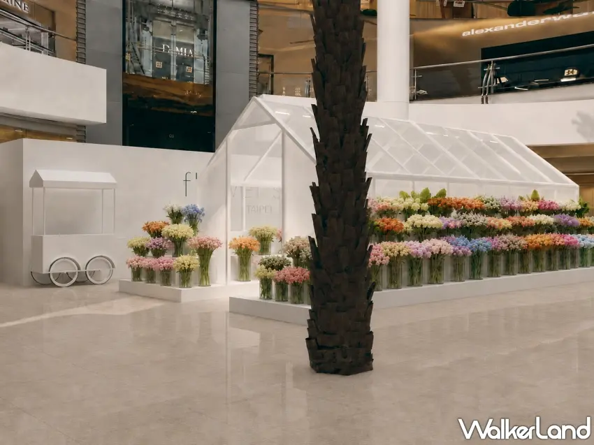 ▲佇立於微風廣場中央的「Flower Shop TAIPEI」浪漫花藝造景。圖/喜悅國際提供;窩客島編輯李維唐整理