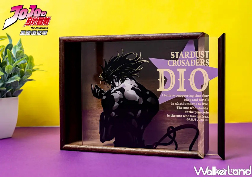▲JOJO台中快閃店新周邊推薦!DIO霸氣背影木製收納盒,極具視覺張力與收藏價值。