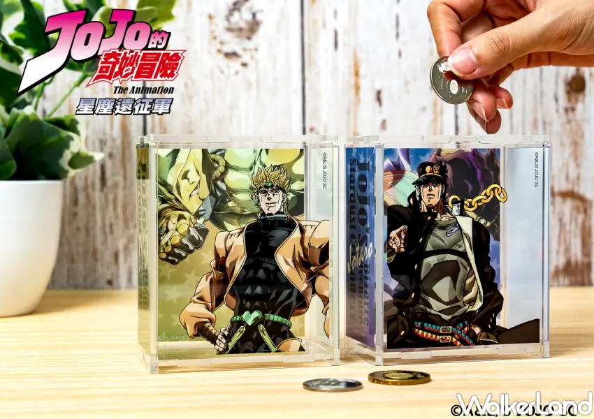 ▲JOJO台中快閃店新周邊推薦空條承太郎與DIO壓克力存錢筒。