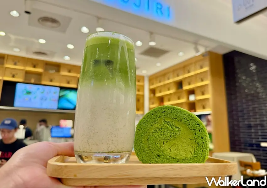 ▲辻利茶舗台中中友快閃開幕首四日推出限量買一送一,購買辻利濃茶卷即贈現刷辻利抹茶拿鐵超划算。