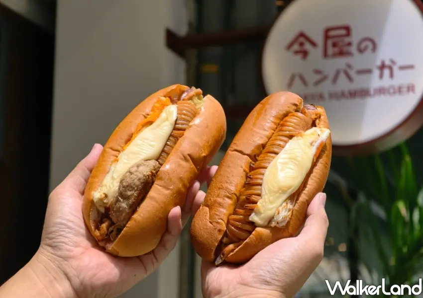 ▲今屋漢堡招牌長型漢堡選用大正長型麵包,搭配特製黃金比例內餡與靈魂蒜炒高麗菜。(攝影:鄭雅之)