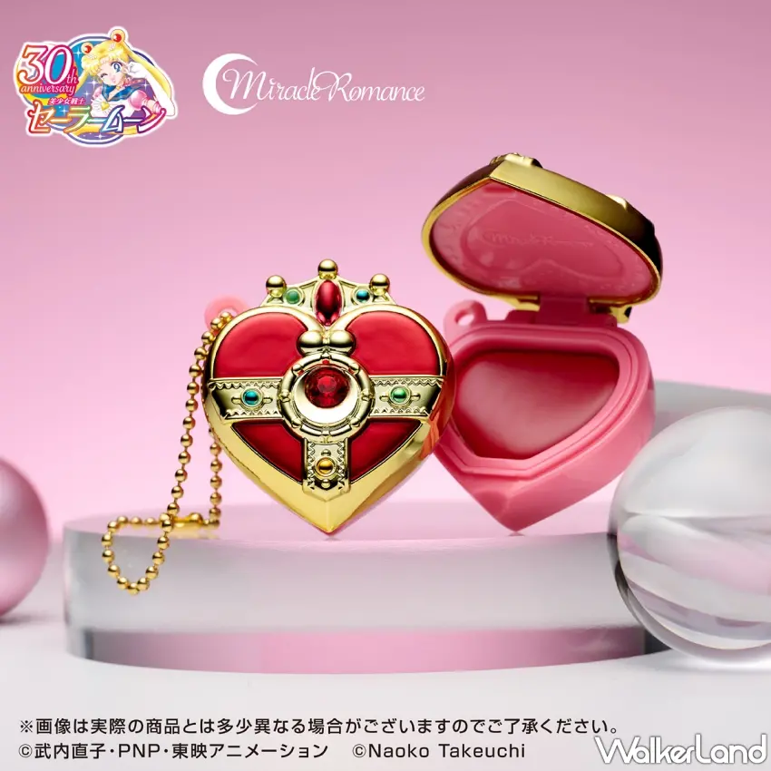 ▲美少女戰士多用途唇頰彩實體吊卡包裝,附贈金屬掛鏈方便隨身攜帶。圖/萬代CreerBeaute提供;窩客島編輯李維唐整理