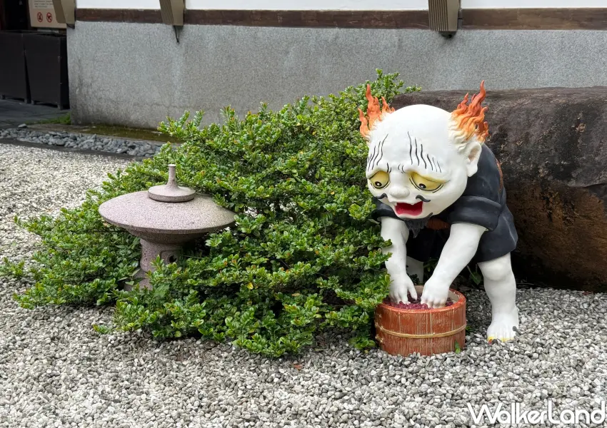 ▲北投文物館特展精選百餘件橫跨江戶至昭和時代珍貴妖怪館藏,即日起至 2027年2月14日於北投登場。(攝影:鄭亦庭)