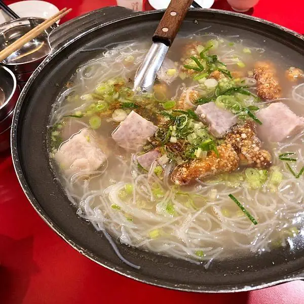▲士林劍潭站人氣美食!劍潭站台菜老字號「鵝肉川食堂」,是士林聚餐合菜首選。(攝影:部落客 企鵝)