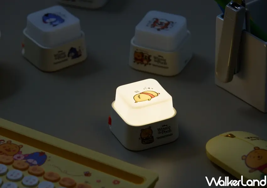 ▲限量NAGANO系列小熊維尼迷你按鍵小夜燈採用機械軸體按壓開關,無段調節亮度,紓壓又實用。