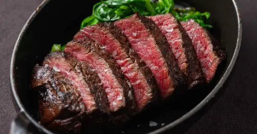 大直新開店直火餐廳！AURA Bar &amp;amp;amp; Gril大玩香料醬汁，必點敲黑鹽烤鮮魚、熟成牛排