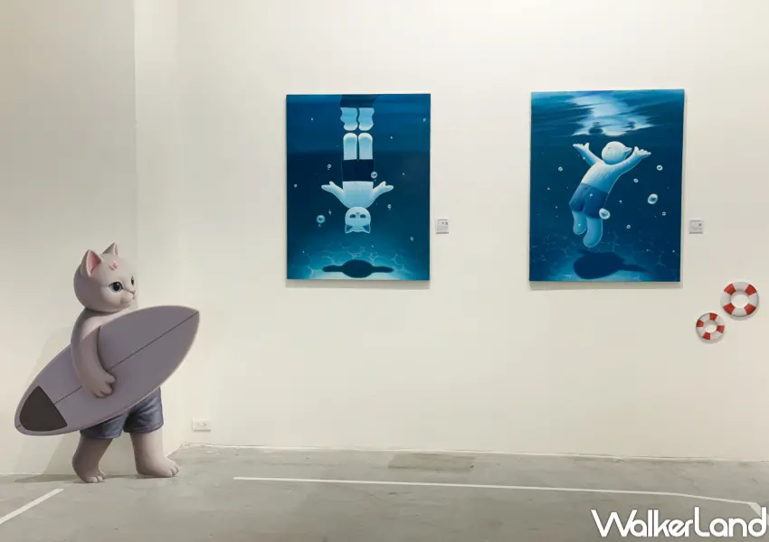 ▲台北內湖展覽免費入場!全預約制展覽《ONE MORE WAVE》,巨型白貓衝浪氣偶免費拍。(攝影:鄭亦庭)