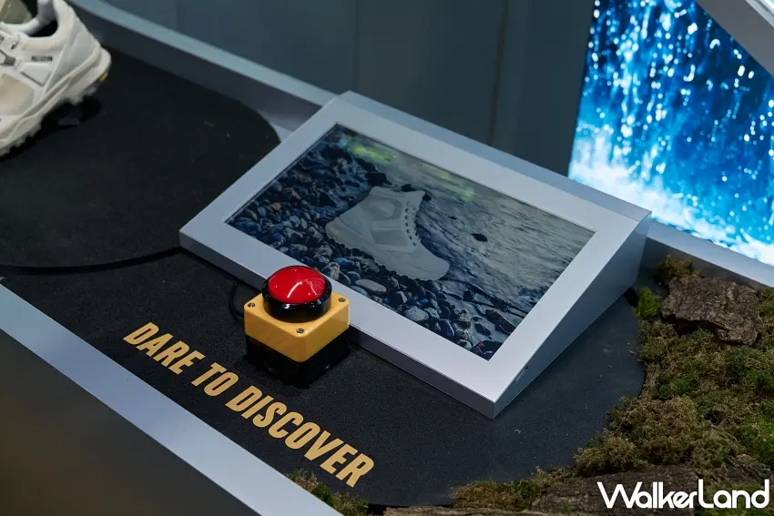 ▲這台考驗手速與反應力的實機互動裝置一定要玩,只要依照提示按下搶眼的紅色按鈕完成闖關挑戰,就能現場免費解鎖限量特調氣泡飲,既有得玩又有得喝,過程刺激又充滿樂趣。圖/PALLADIUM提供;窩客島整理