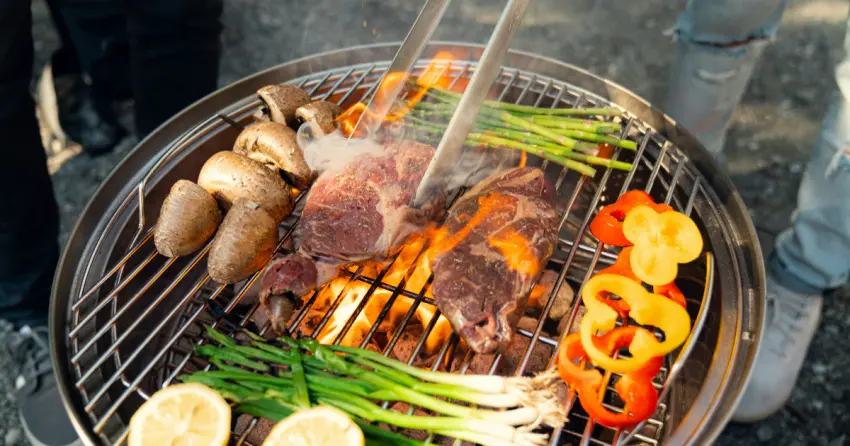 全世界只有台灣吃吐司夾肉？網紅揭台韓「中秋烤肉」文化差異，萬物皆可烤vs烤肉就只吃肉